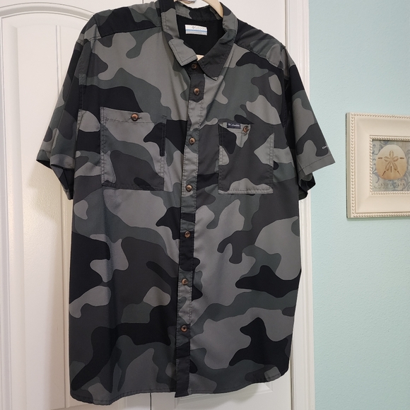 Men's Columbia Shirt, XL, Camouflage - Picture 2 of 4